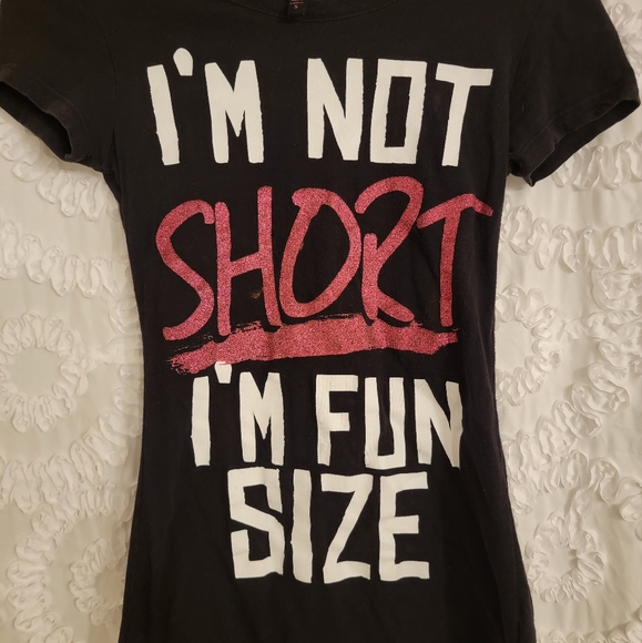 I'm not short I'm fun size T-shirt - Picture 1 of 3